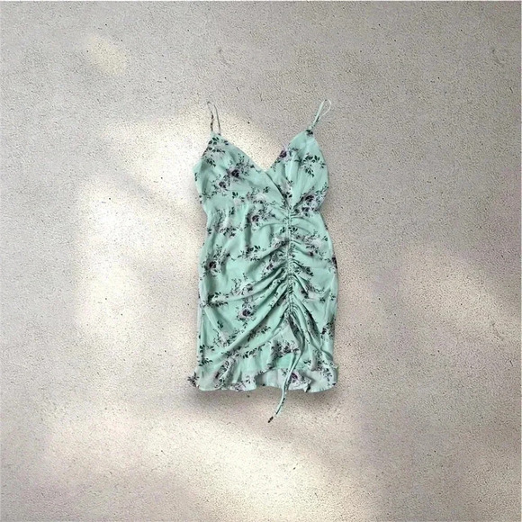 Floral lightweight mini dress size medium - Picture 1 of 10